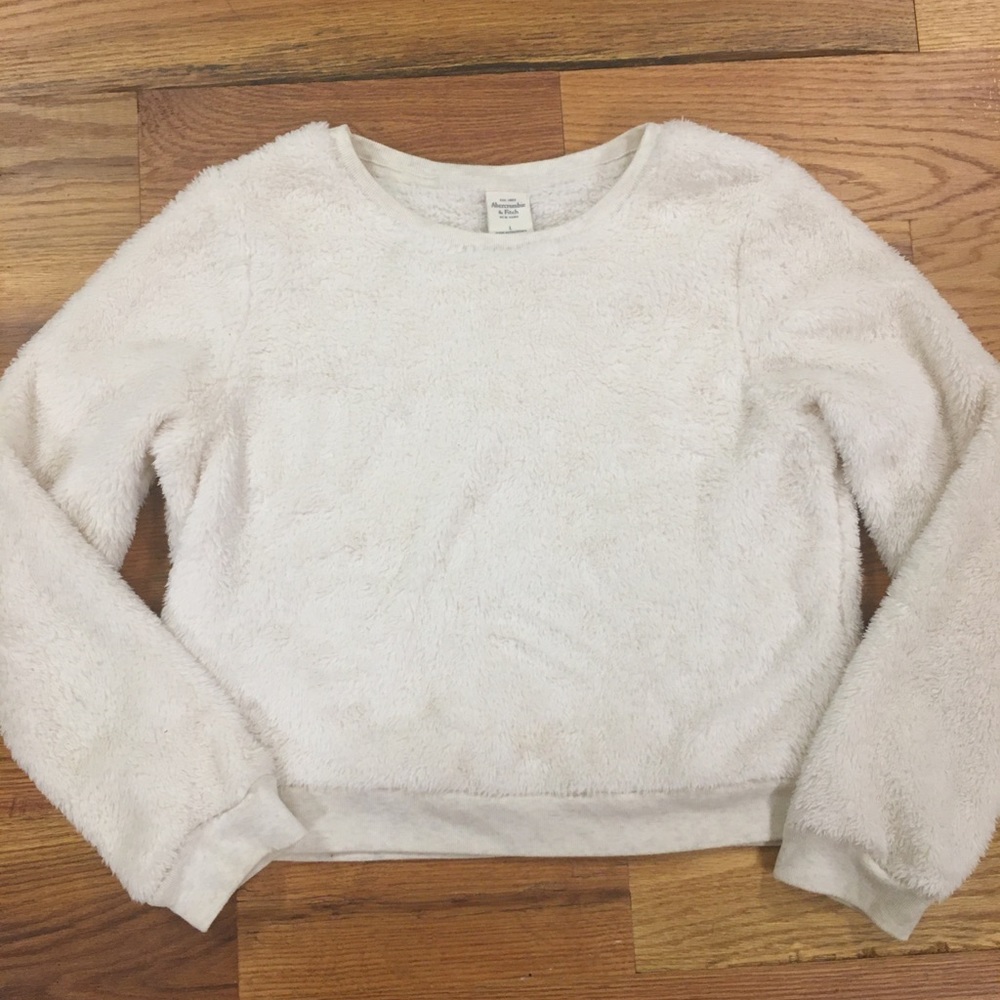 ABERCROMBIE & FITCH White Plush Sweater - SOFT, LIKE NEW